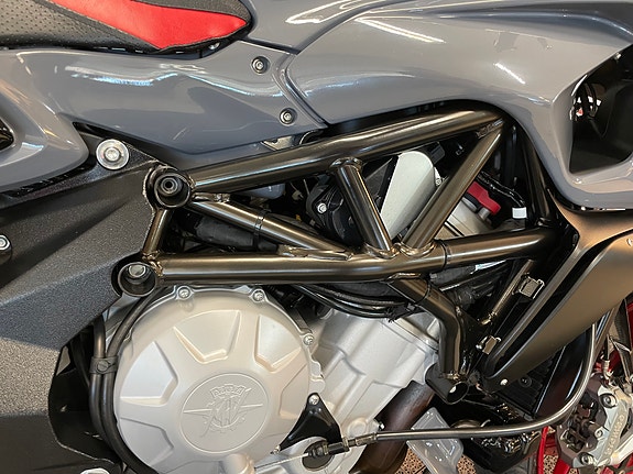 MV Agusta Rivale 800 *** SERVICE/GARANTI *** 22 of 30