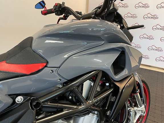MV Agusta Rivale 800 *** SERVICE/GARANTI *** 21 of 30