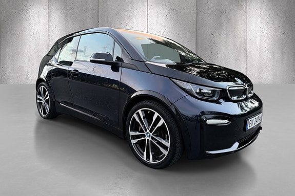 BMW i3s 3 of 5