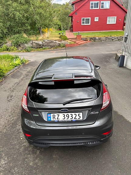 Ford Fiesta 5 of 18
