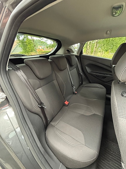 Ford Fiesta 18 of 18