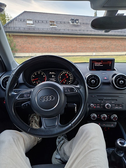 Audi A1 9 of 12