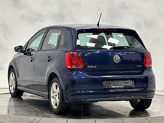Volkswagen Polo 10 of 30