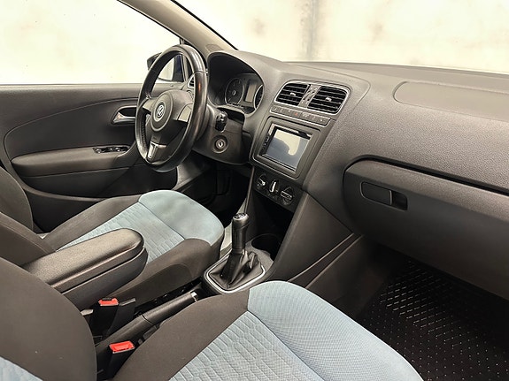 Volkswagen Polo 26 of 30