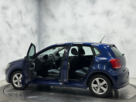 Volkswagen Polo 14 of 30