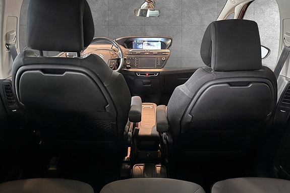 Citroen C4 Picasso 24 of 30