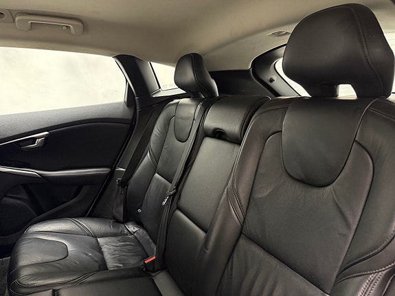 Volvo V40 21 of 30