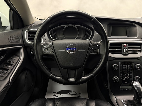 Volvo V40 16 of 30