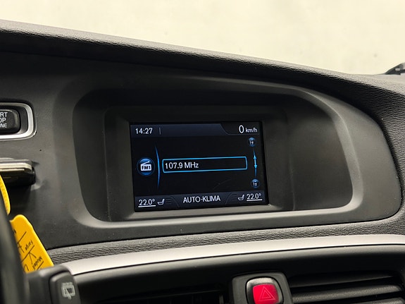 Volvo V40 30 of 30