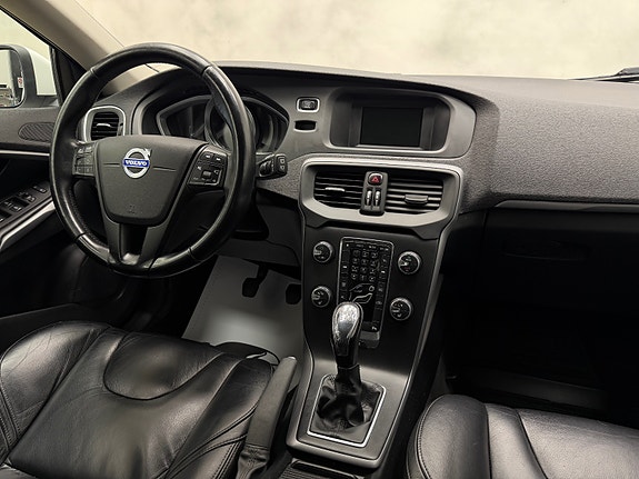 Volvo V40 18 of 30