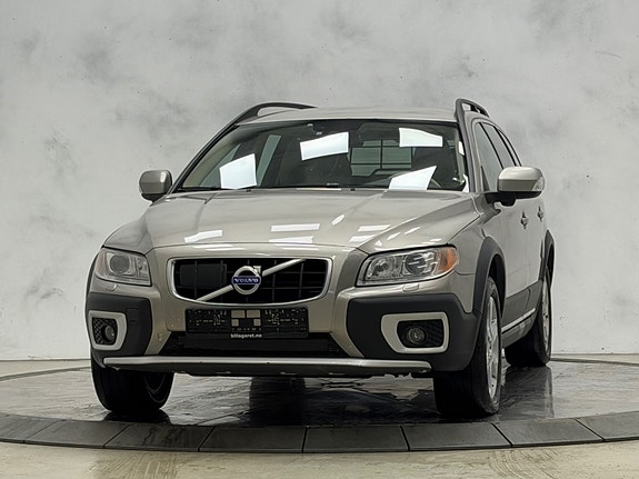 Volvo XC70 2 of 5