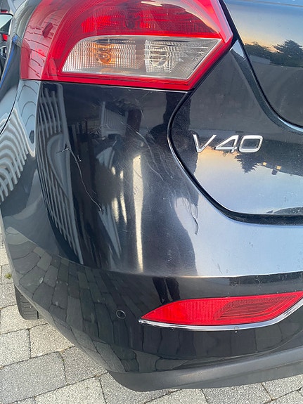 Volvo V40 5 of 15