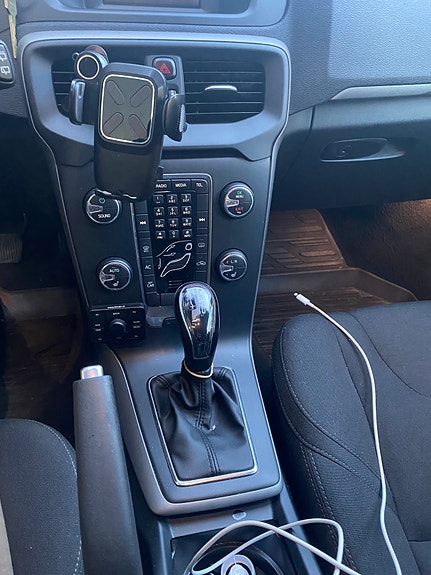 Volvo V40 11 of 15