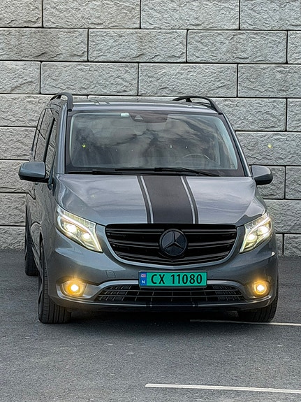 Mercedes-Benz Vito 124 2 of 5