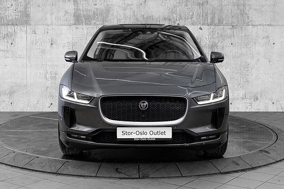 Jaguar I-PACE 3 of 5