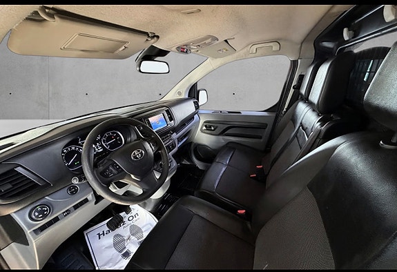 Toyota Proace 2 of 5
