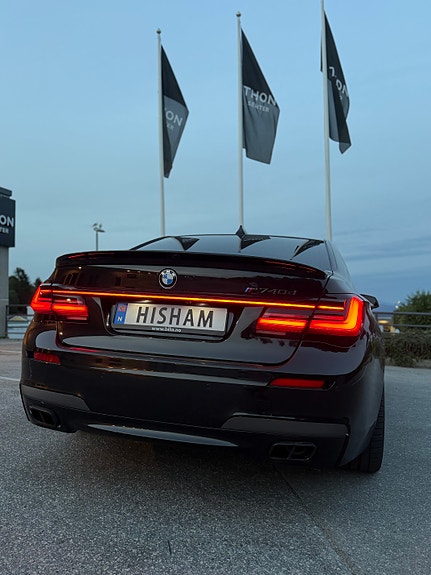 BMW 740d 22 of 30