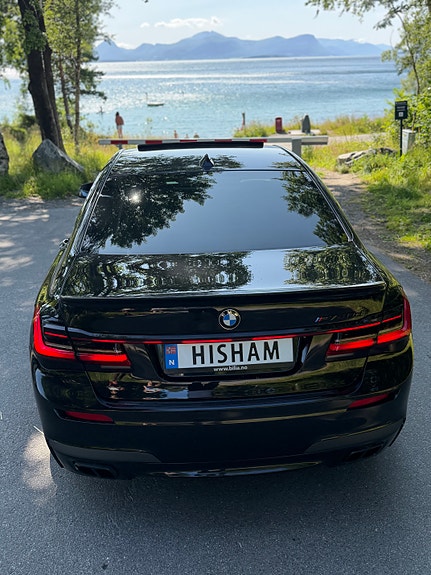 BMW 740d 10 of 30
