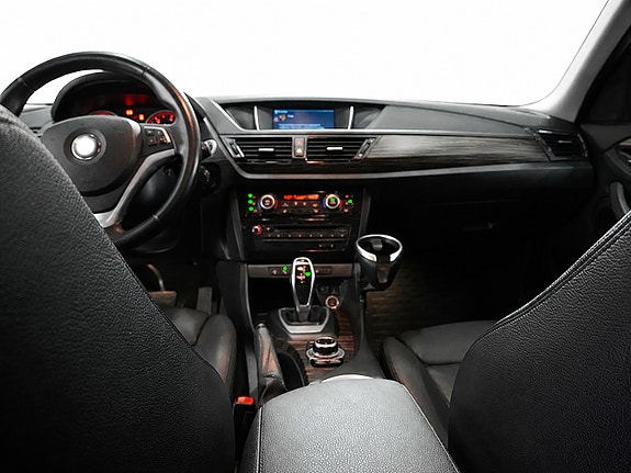 BMW X1 8 of 26
