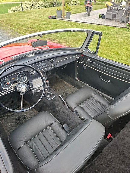 MG MGB 15 of 20