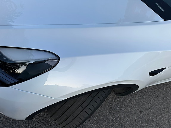 Tesla Model Y 12 of 16