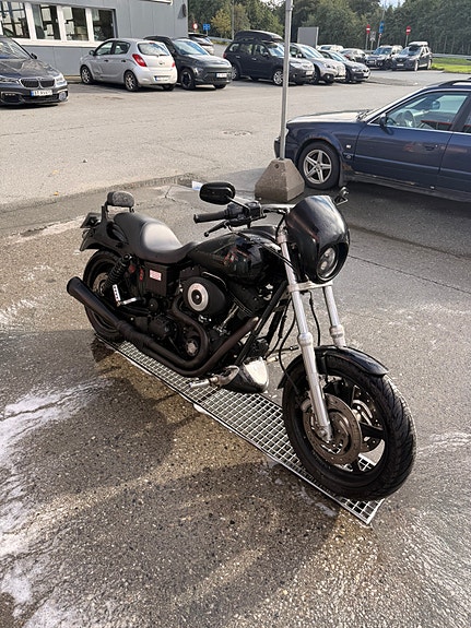 Harley-Davidson 2005 Harley-Davidson FXDXI Dyna Super Glide Sport , SE Stage 3 2 of 5