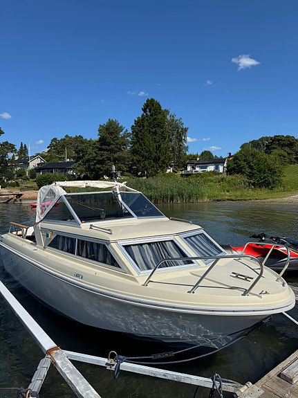 FLOTT WINDY 22DC(Half cabin) INNBYTTE 2 of 5