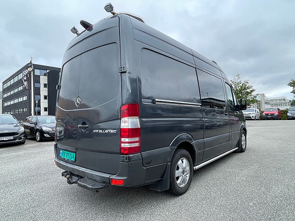 Mercedes-Benz Sprinter 5 of 5