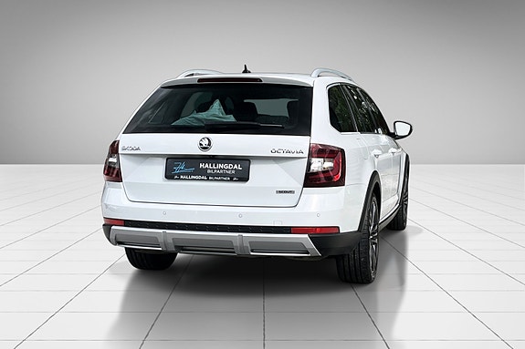 Skoda Octavia Scout 5 of 5