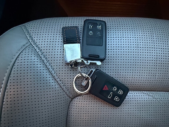 Volvo V70 30 of 30