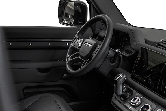Land Rover Defender 110 11 of 30