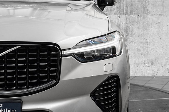 Volvo XC60 4 of 30