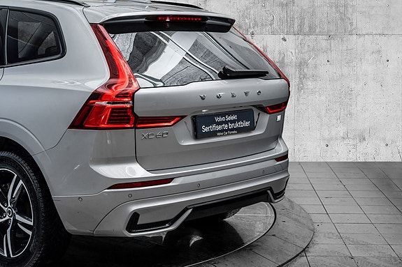 Volvo XC60 6 of 30