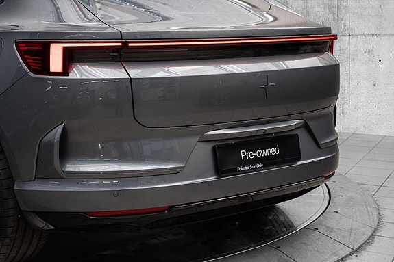 Polestar 4 7 of 25