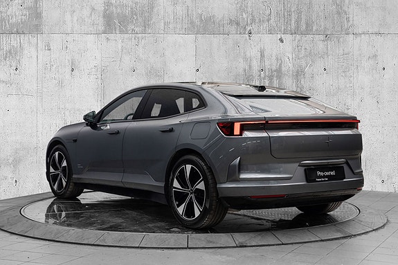 Polestar 4 5 of 25