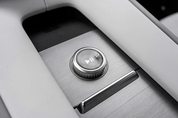 Polestar 4 20 of 25