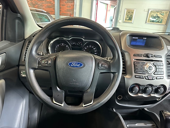 Ford Ranger 19 of 22