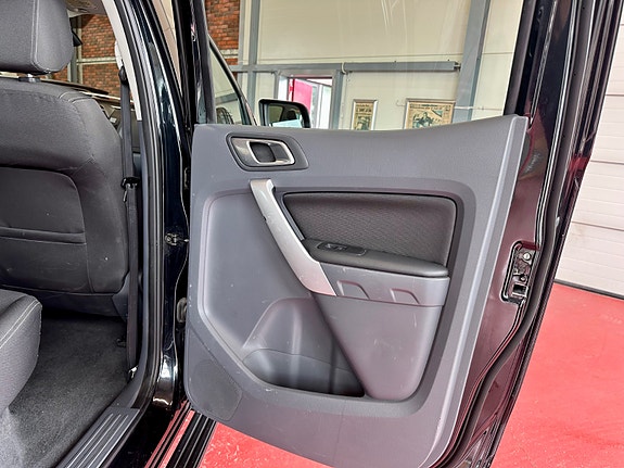 Ford Ranger 17 of 22