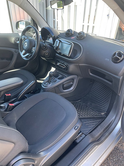 Smart Fortwo 9 of 30