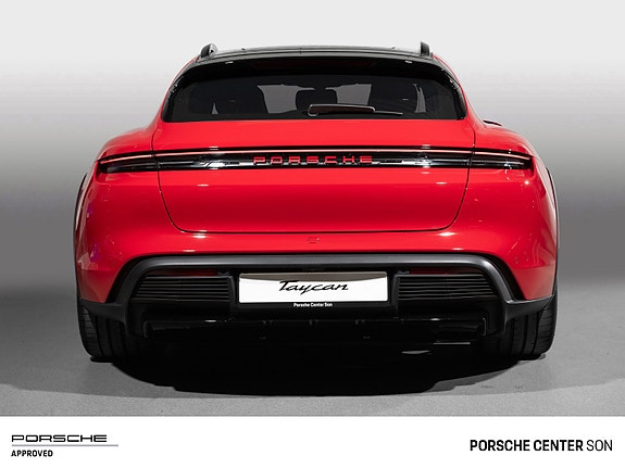 Porsche Taycan Cross Turismo 8 of 30