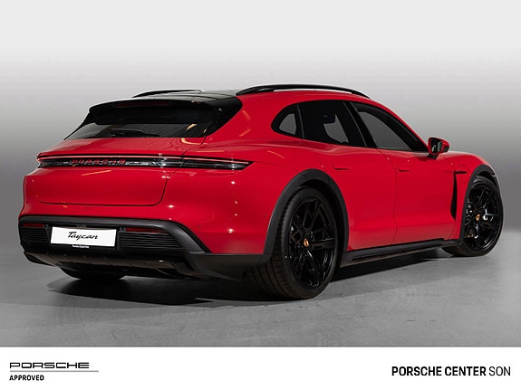 Porsche Taycan Cross Turismo 3 of 30