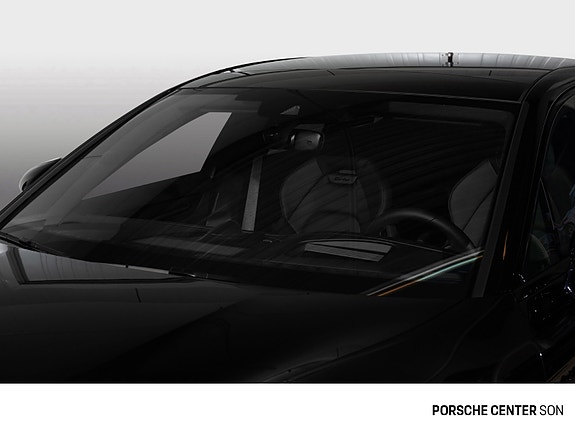 Porsche Panamera 15 of 30