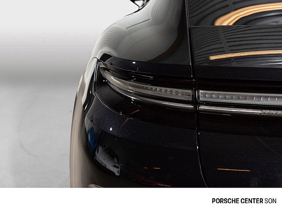 Porsche Panamera 21 of 30