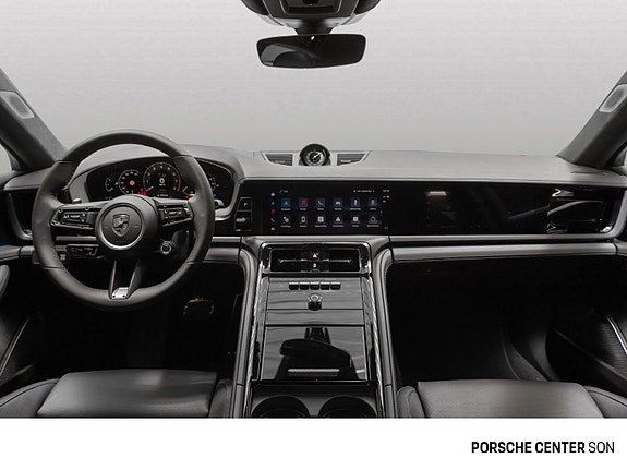 Porsche Panamera 24 of 30