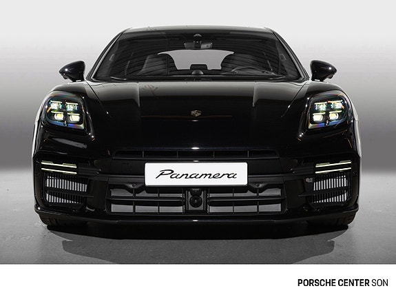 Porsche Panamera 11 of 30