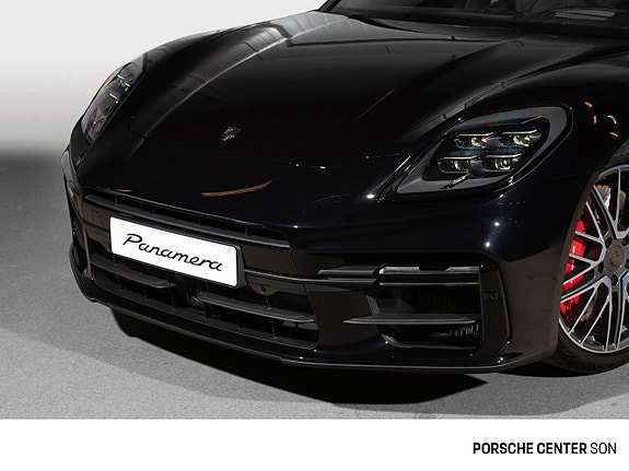 Porsche Panamera 8 of 30
