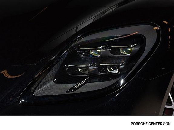 Porsche Panamera 14 of 30