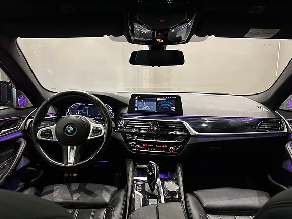 BMW 530e 15 of 30