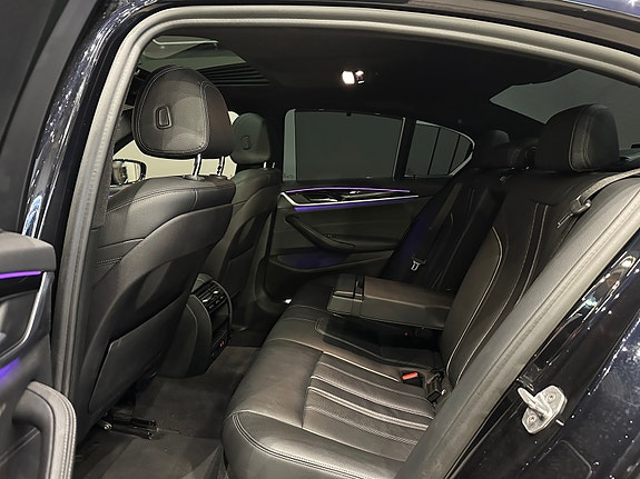BMW 530e 13 of 30