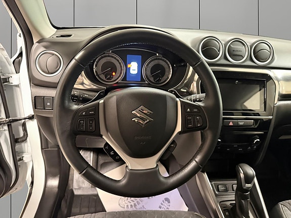 Suzuki Vitara 13 of 29